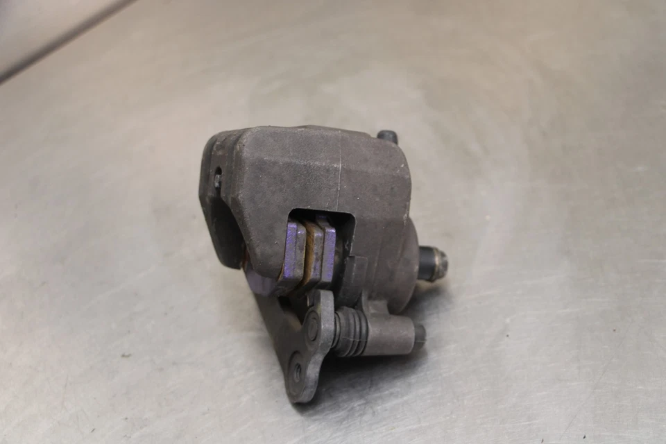 98-02 KAWASAKI NINJA ZX6R REAR BACK BRAKE CALIPER 43041-1662-GZ 92002-1178 - Image 2 of 4