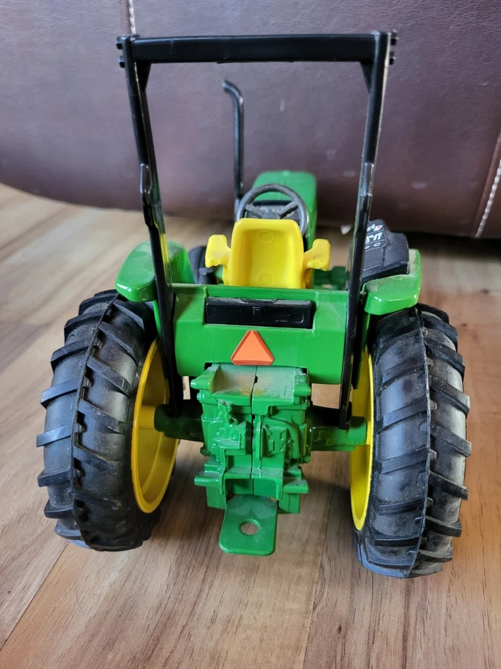 Трактор ERTL John Deere 6400 6000 серия 2WD специальное издание 1993 масштаб 1:16 - Изображение 4 из 4