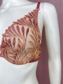 Iris Van Herpen Aubade Paris Womens Red Gold Mesh Unlined Bra Size 34B Floral