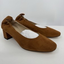 Everlane Italian Suede Day Heel Almond Brown sz 8.5 Women's Elastic Back Comfort