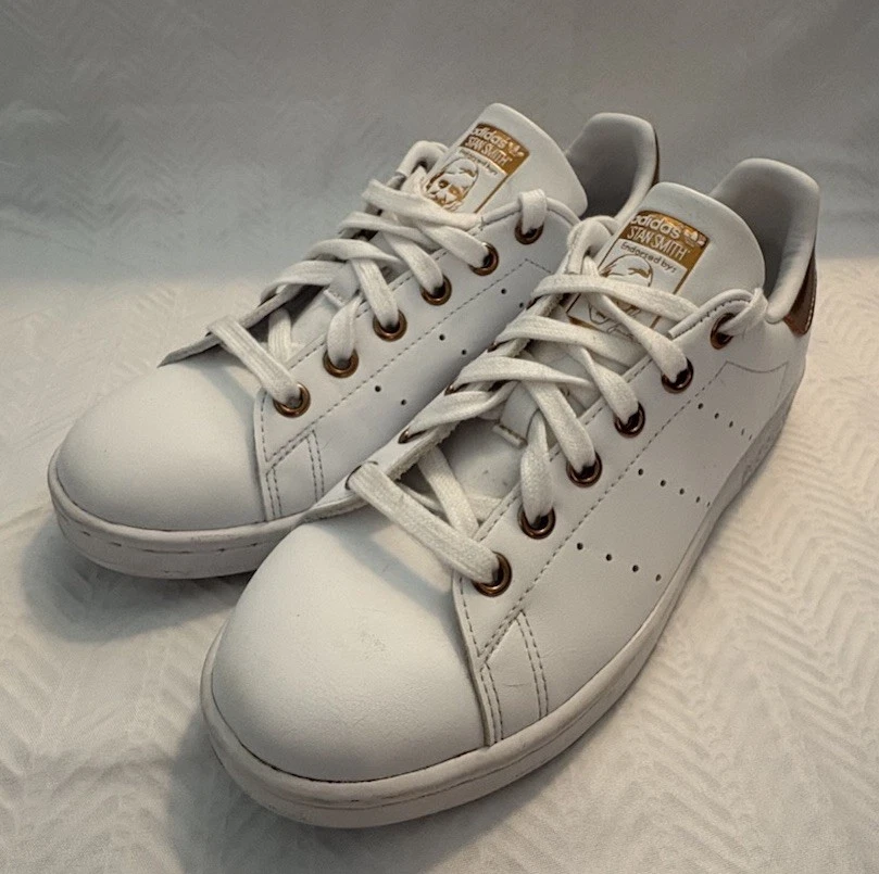 Adidas Stan Smith Mens 5.5/ Women 7 Cloud White  Rose Gold Low Top Sneaker - Image 2 of 4