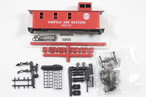 HO Roundhouse Norfolk & Western Nuevo Estilo Regular Acero Caboose #562723 Nuevo Kit | Zustand: New