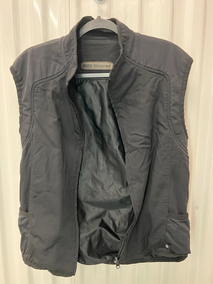 Ветрозащитный водонепроницаемый надувной жилет BMW Motorrad Goretex AirVantage черный размер M - Изображение 2 из 4