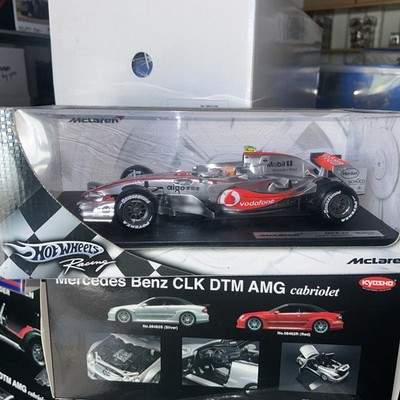 Hot Wheels 1/18 scale Diecast - K6634 McLaren MP4-22 Lewis Hamilton F1