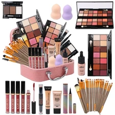 "All-in-One Makeup Kit: 2x14 Eyeshadow, Foundation, Eyeliner, Contour & 20 Brush