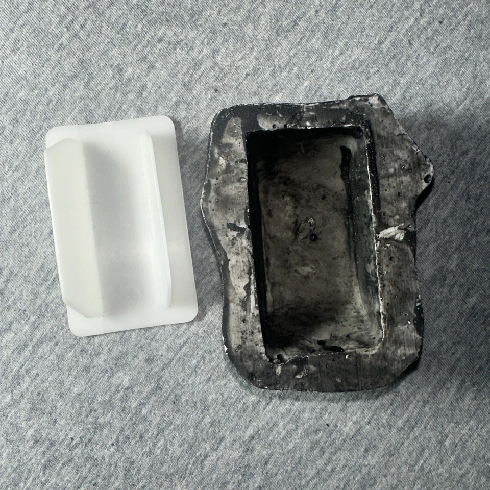 Geocaching Survivor Dry Box With Tokens, Fake Rock Container And Poop Container - Image 4 of 4