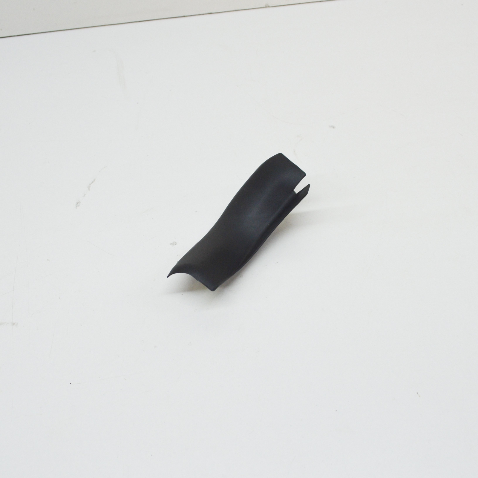 NEU BMW 5 E39 HINTEN LINKS BUMPERGUARD-DICHTUNGSKAPPE 51718222461 