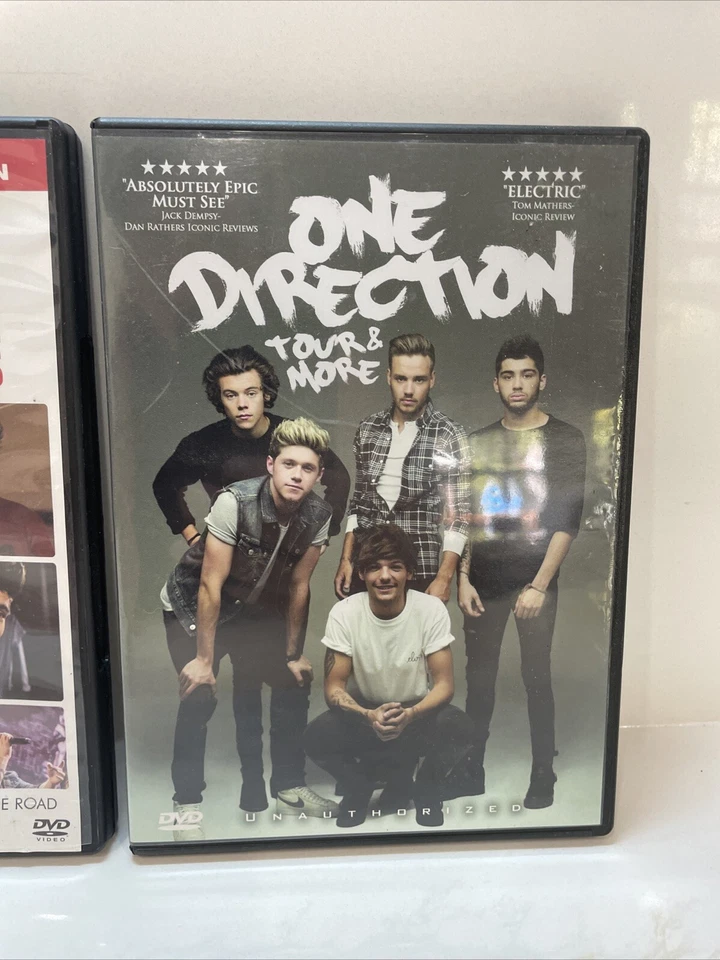 One Direction CD LOT OF 2 This Is Us & Tour & More Foto 3 de 4