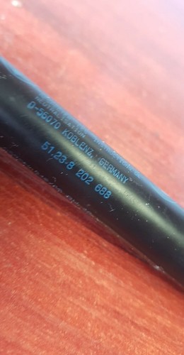 BMW 3er E46 MOTORHAUBE FEDERBEIN 8202688