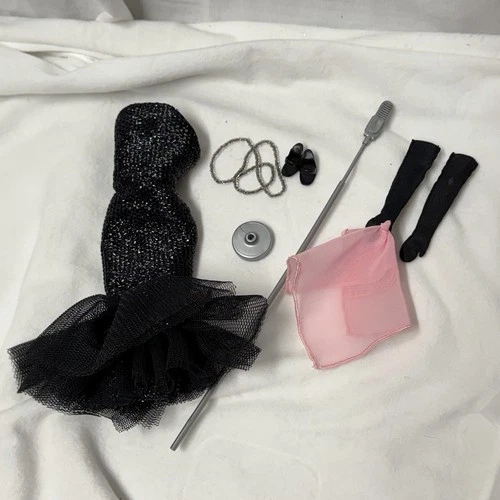 Vintage Barbie Reproduction Solo in the Spotlight Outfit Necklace Shoes Fashion