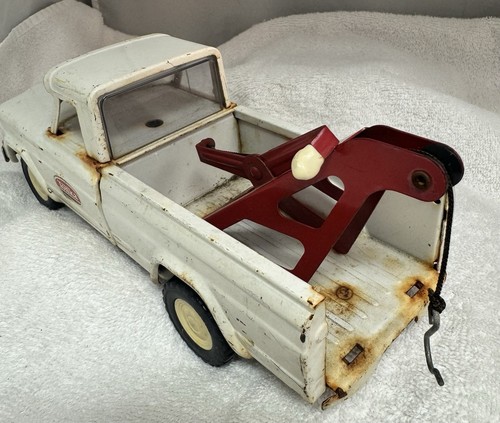 Vintage Tonka 9 inch Jeep Wrecker Tow Truck Pressed Steel 1970s - Picture 11 of 13