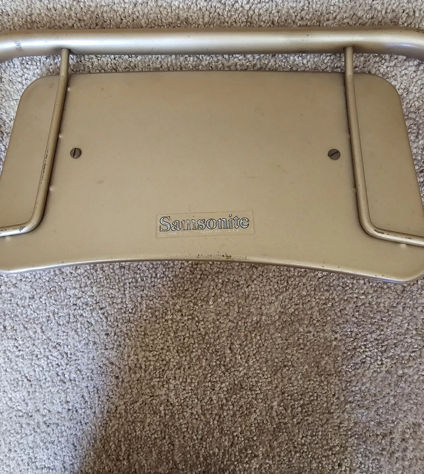 RARO Juego De 4 Sillas Plegables Samsonite Grano Madera Marrón Años 60 MCM EN MUY BUENA CONDICIÓN Foto 3 de 4