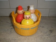 VINTAGE FISHER PRICE 3 MEN IN A TUB P88A 
