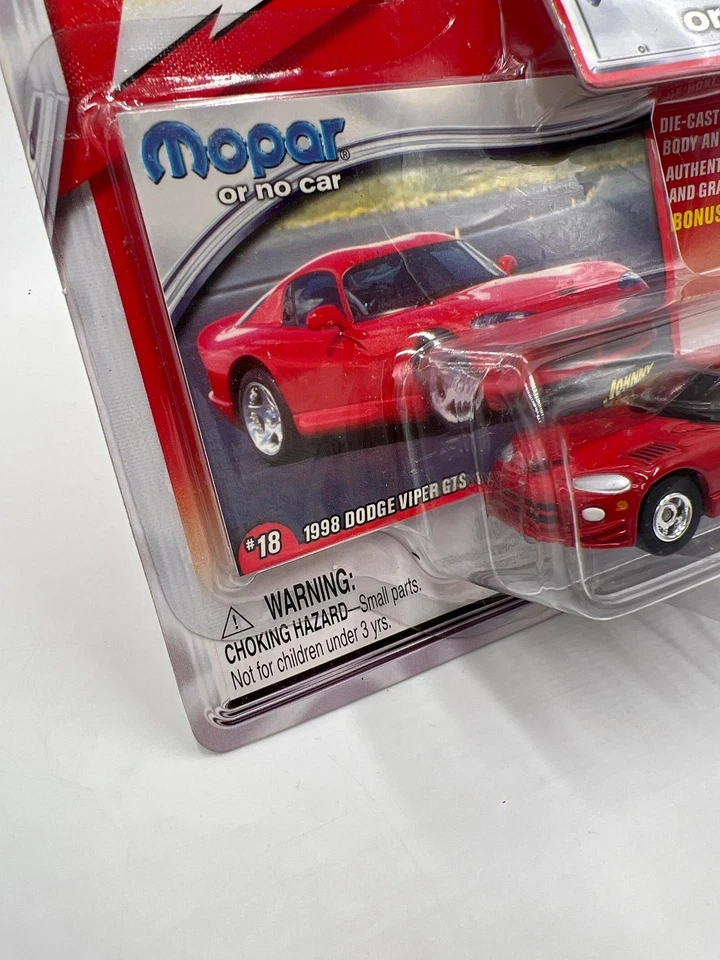 Johnny Lightning Mopar Or No Car #18 1998 Dodge Viper GTS Red 229a - Image 4 of 4