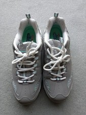 Skechers Women's Air Cooled Memory Foam D'Lites Size UK 6 EUR 39 Grey Green