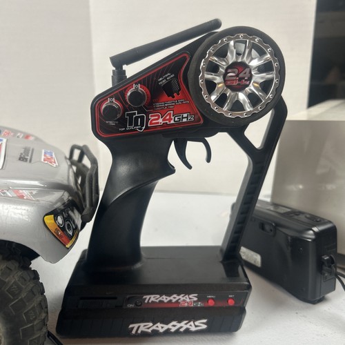 Traxxas 4x4 "Ultimate" VXL Brushless RTR 4WD Short Course Truck Scott Douglas - Picture 2 of 6