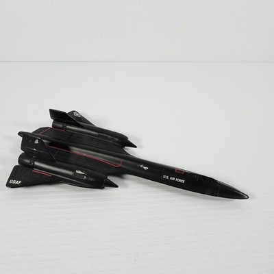 Vintage ERTL SR-71 Blackbird Diecast Jet 10  Lockheed Spy Plane 1980s USAF Metal