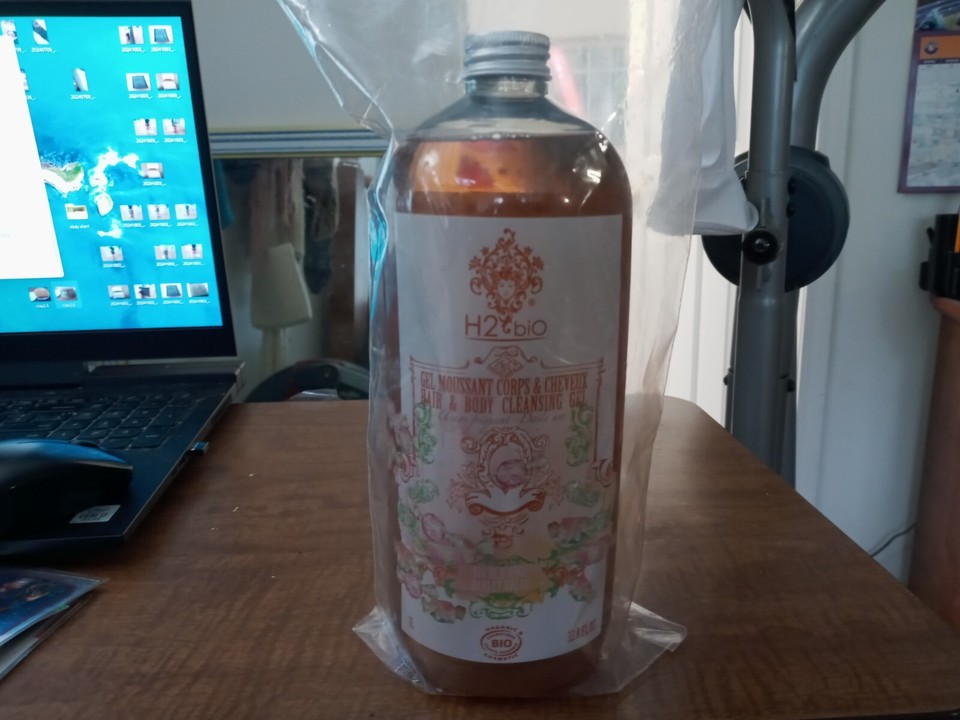 H2O at HOME Gel Moussant Cheveux & Corps Hair and Body Cleaning 33.8 fl