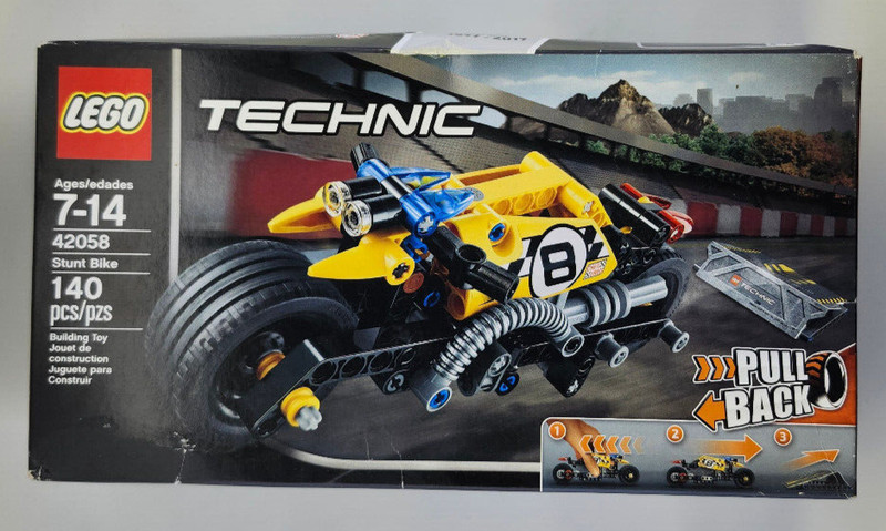 LEGO Technic Stunt Bike (42058) Retired 2017 NEW Box has Wear