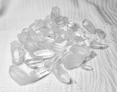1 lb. Bulk Lots Rough Clear Quartz Crystals  Rocks Minerals Healing Reiki