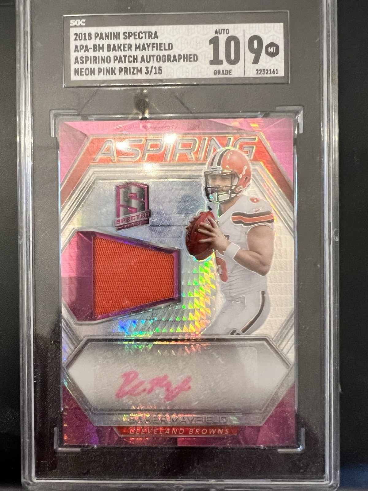 Baker Mayfield Panini Spectra Aspiring Patch Autograph #APABM Neon Pink