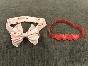 Valentine's Day Baby Girl Infant Headbands Bow. Heart Pink Red. 2 piece lot