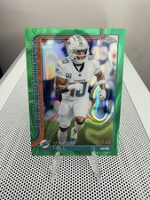 2025 Topps Chrome Tyreek Hill Green Lava Refractor /99 Dolphins #185