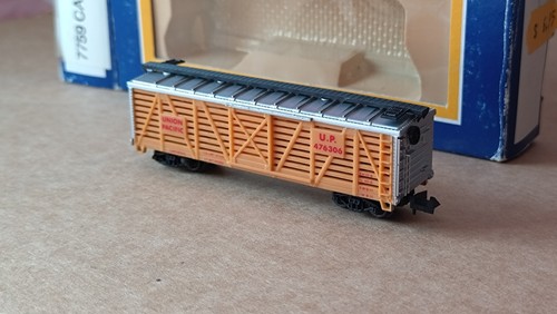 Tren realista 7759 Union Pacific EE. UU. vagón de ganado, escala N | Condition: Gebraucht