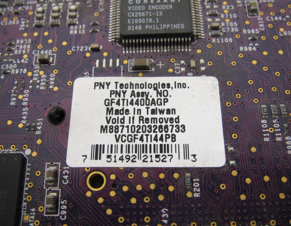 PNY GeForce 4 TI 4400 / GF4TI4400AGP 128MB DDR AGP VGA DVI Video / Graphics Card - Image 4 of 4