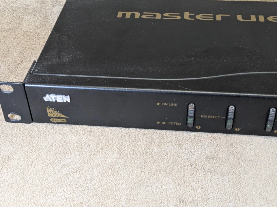 ATEN MASTER VIEW Max 4 PORT KVM SWITCH PS2 USB CS-1754 Multiplatform - Image 3 of 4