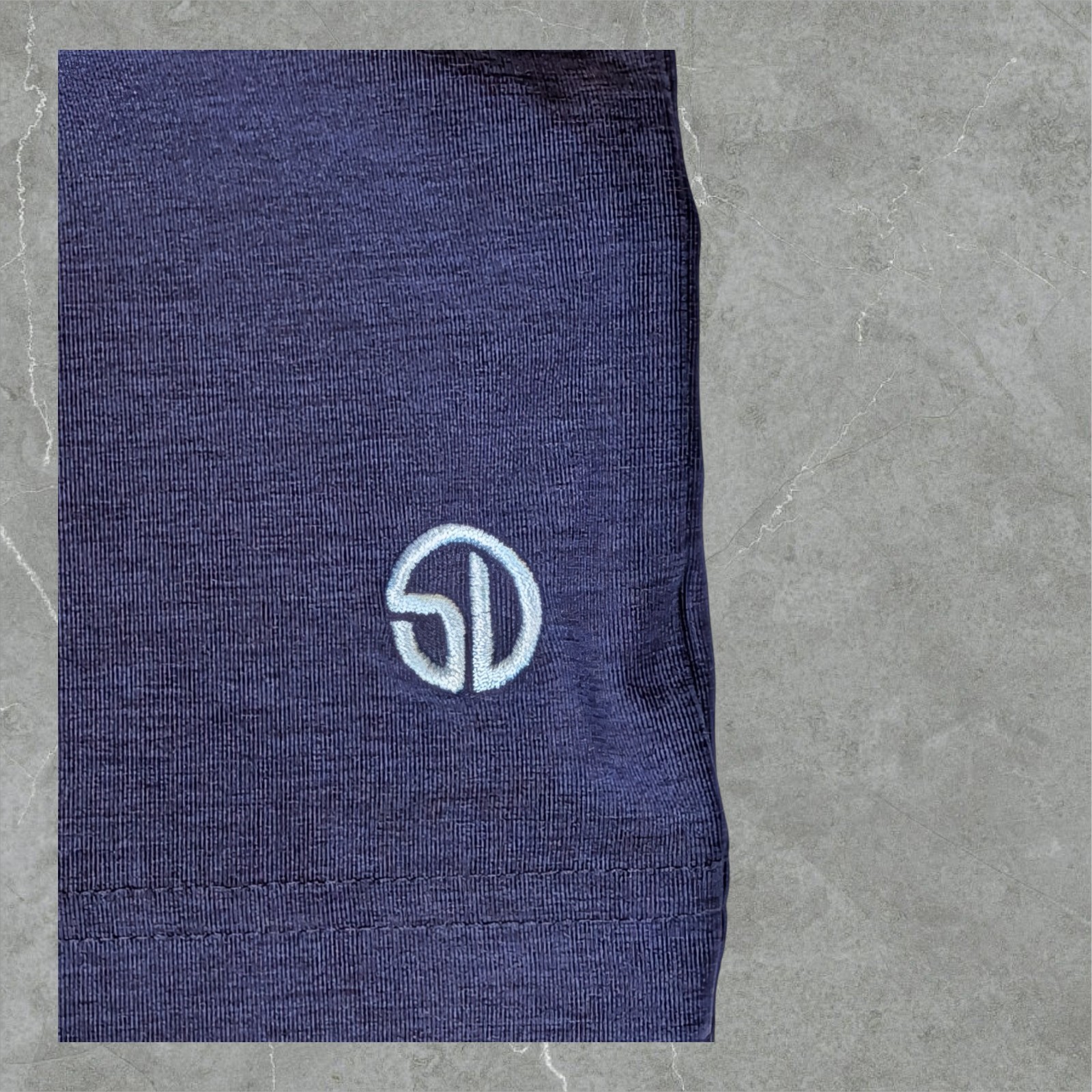 Straight Down 1/2 Zip Pullover Men Medium Victori… - image 6