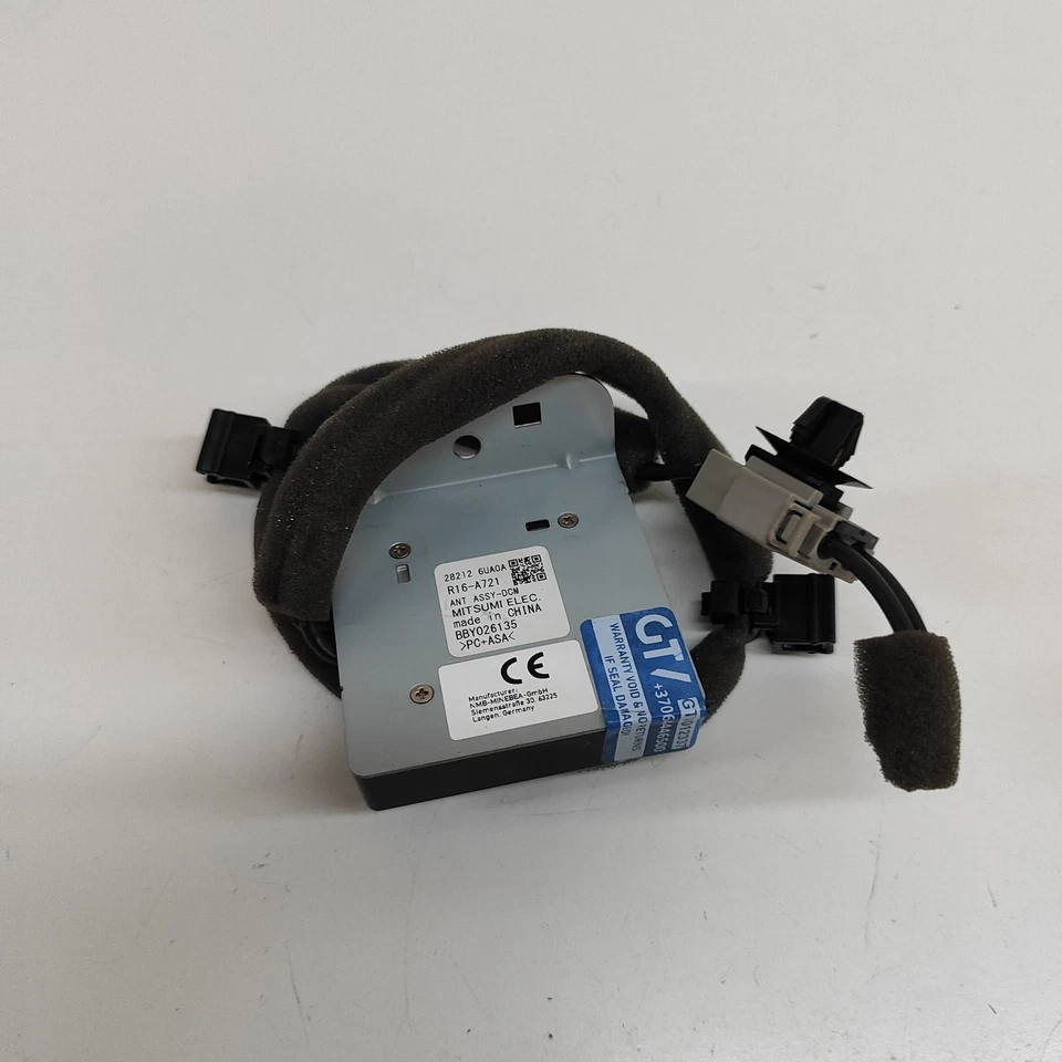 NISSAN QASHQAI MK3 J12 GPS Antenna 28212-6UA0A 1.3 Hybrid 116kW 2022 29923645 - Image 3 of 4