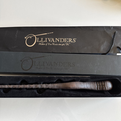 Ollivander Wand Harry Potter Universal Studios Alder 4 Snake Skull