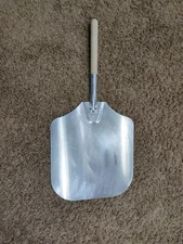 American METALCRAFT, Inc. 16' x 18' Aluminum Pizza Peel with 12' Wood Handle ...