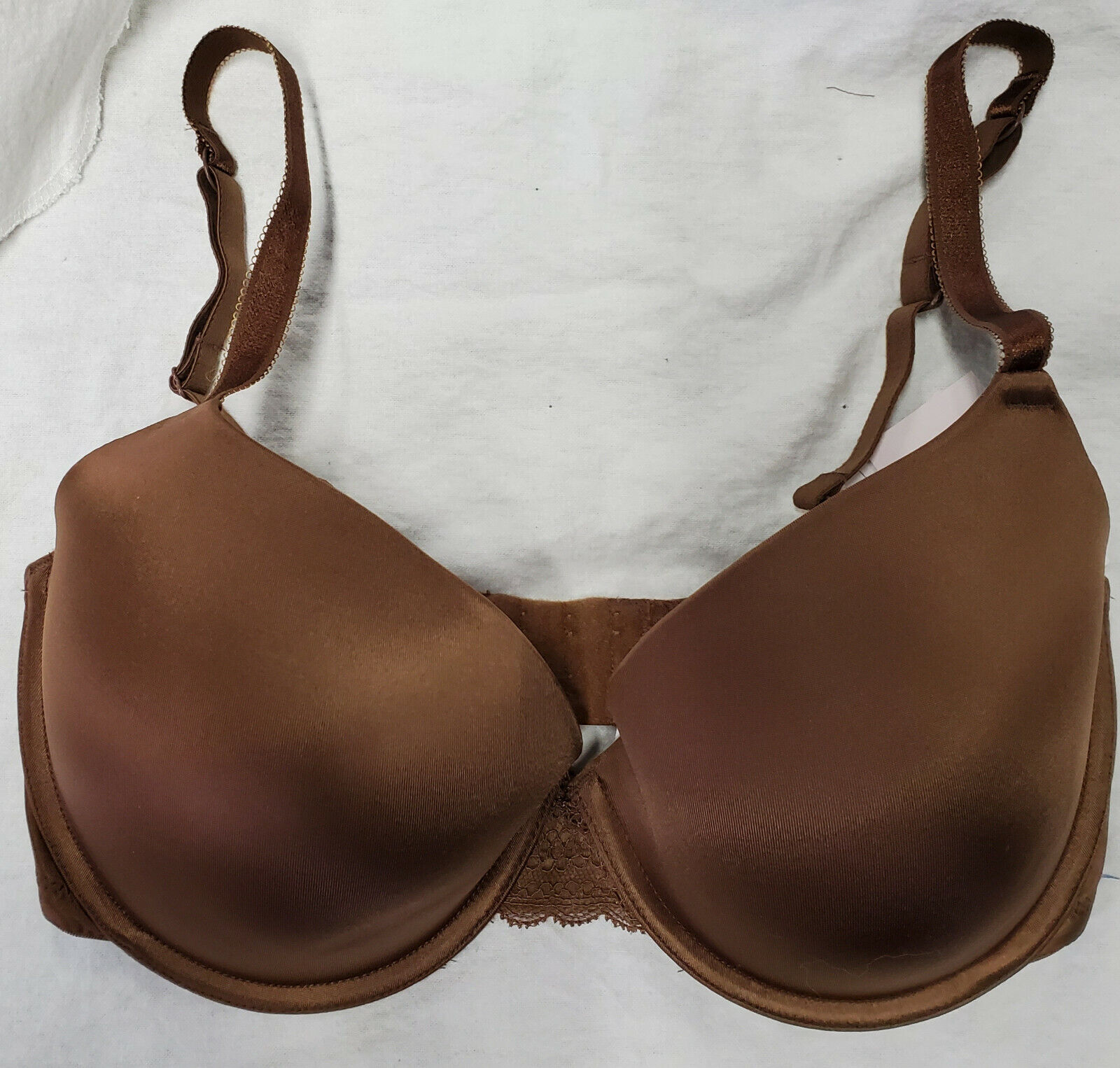 Auden T-shirt Bra, Cocoa, Sizes 32C,32D,32DD NWT, SHIPS FREE - Conseil  scolaire francophone de Terre-Neuve et Labrador