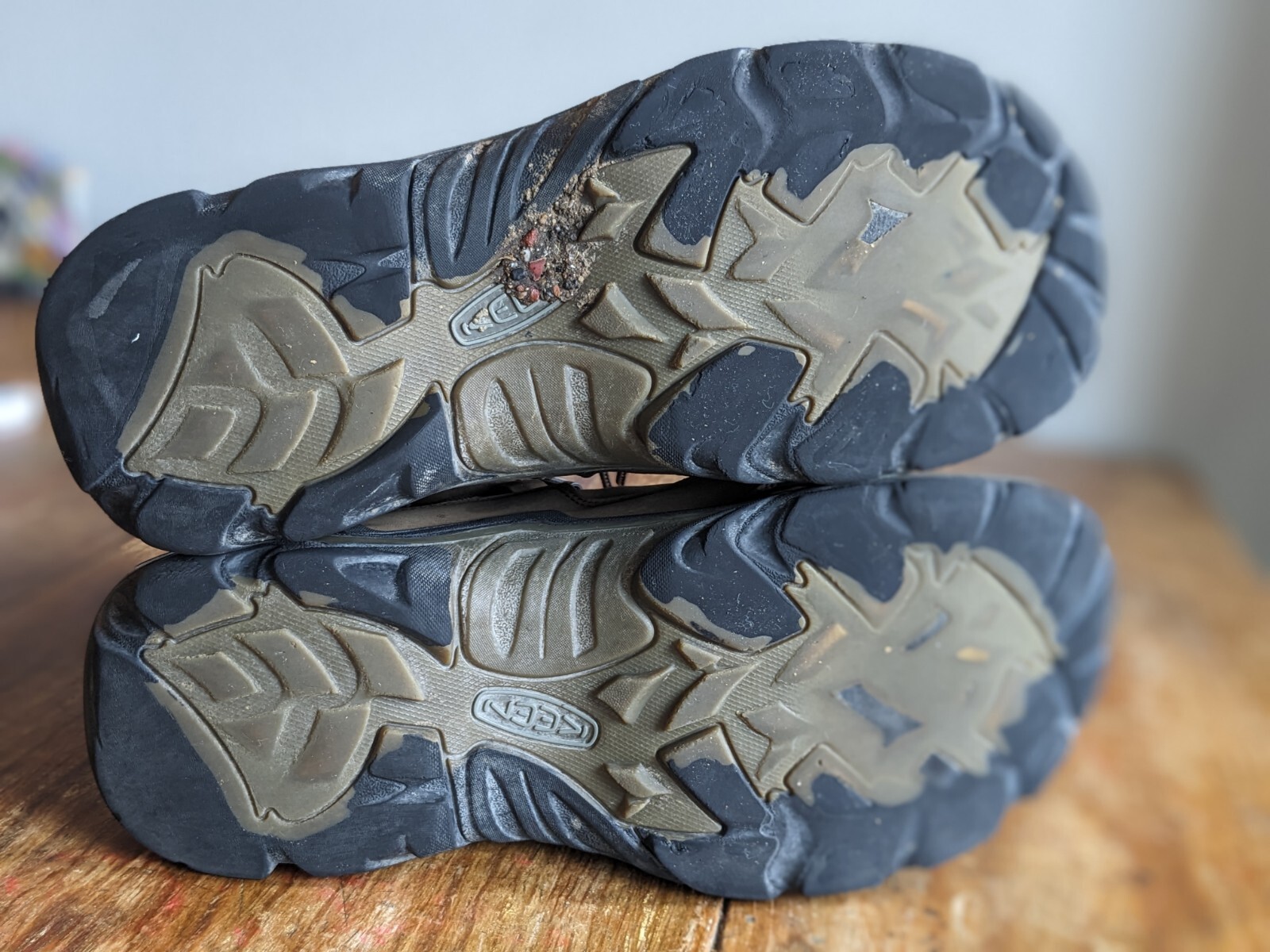 Keen Men's Durand II Mid Waterproof Hiking Boots - Size 13