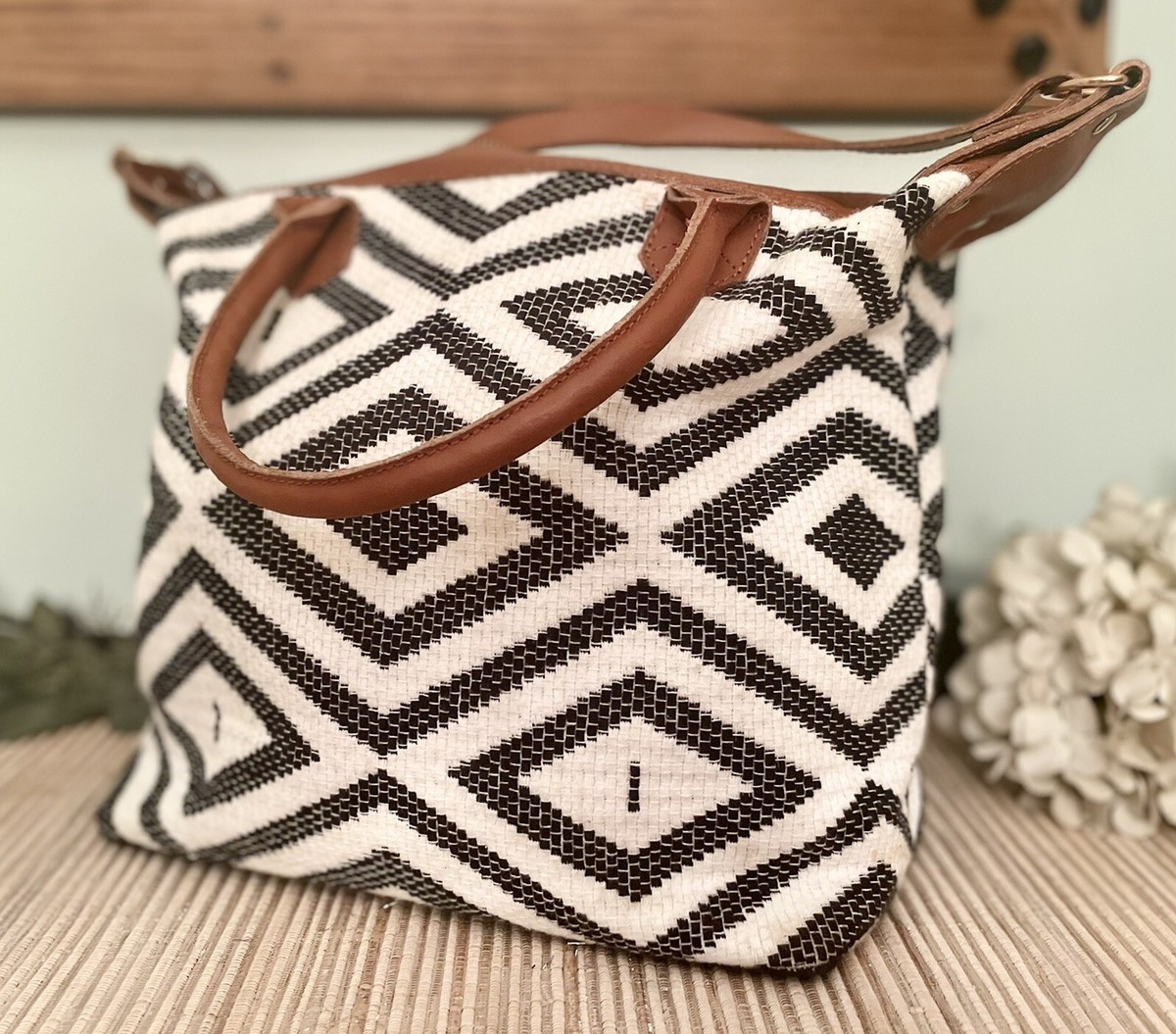 Tribe Alive Hand Bag Purse Double Strap Crossbody Rachel Zoe Box