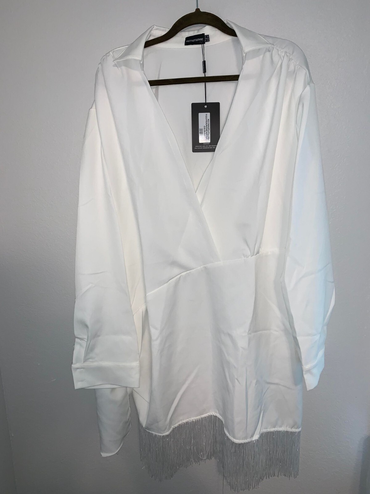 Pretty Little Things PLUS WHITE LONG SLEEVE TASSEL HEM DRAPE BODYCON DRES  Sz 20 | eBay