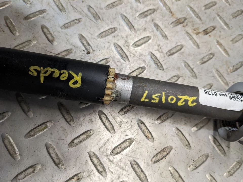 Chevrolet Silverado 1500 2019-2024 columna de dirección asistida intermedia Sha1156133 Foto 4 de 4