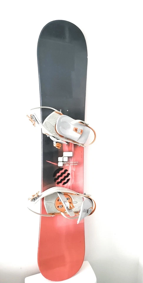 Ride Snowboard With Bindings. 57 Inches - Image 4 of 4