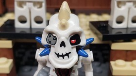 Lego Spinjitzu Dojo 2504 Ninjago Zane Sensei Wu 100% Complete Set Golden Weapons