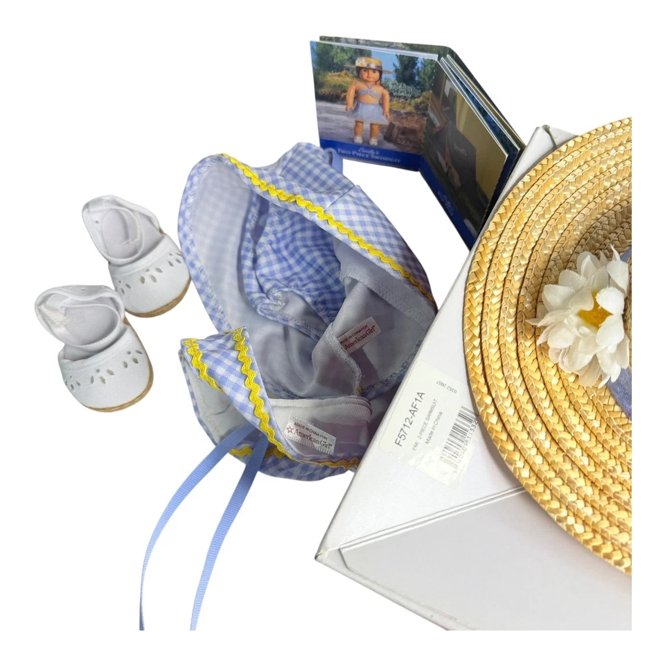 Traje de baño American Girl Emily de dos piezas conjunto sombrero tarjetas comerciales sandalia blanca zapatos Foto 4 de 4