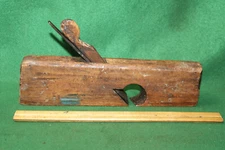 Good User Antique Vintage European 1-3/8" x 11" Skewed Rabbet Plane Inv#JM11