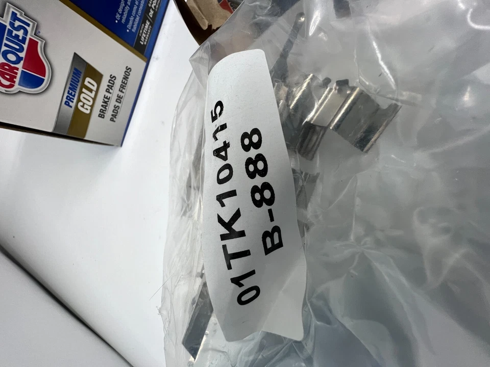 Pastilla de freno de disco delantera Infiniti Q70 Premium Gold 2019 GMKD888 Foto 2 de 4