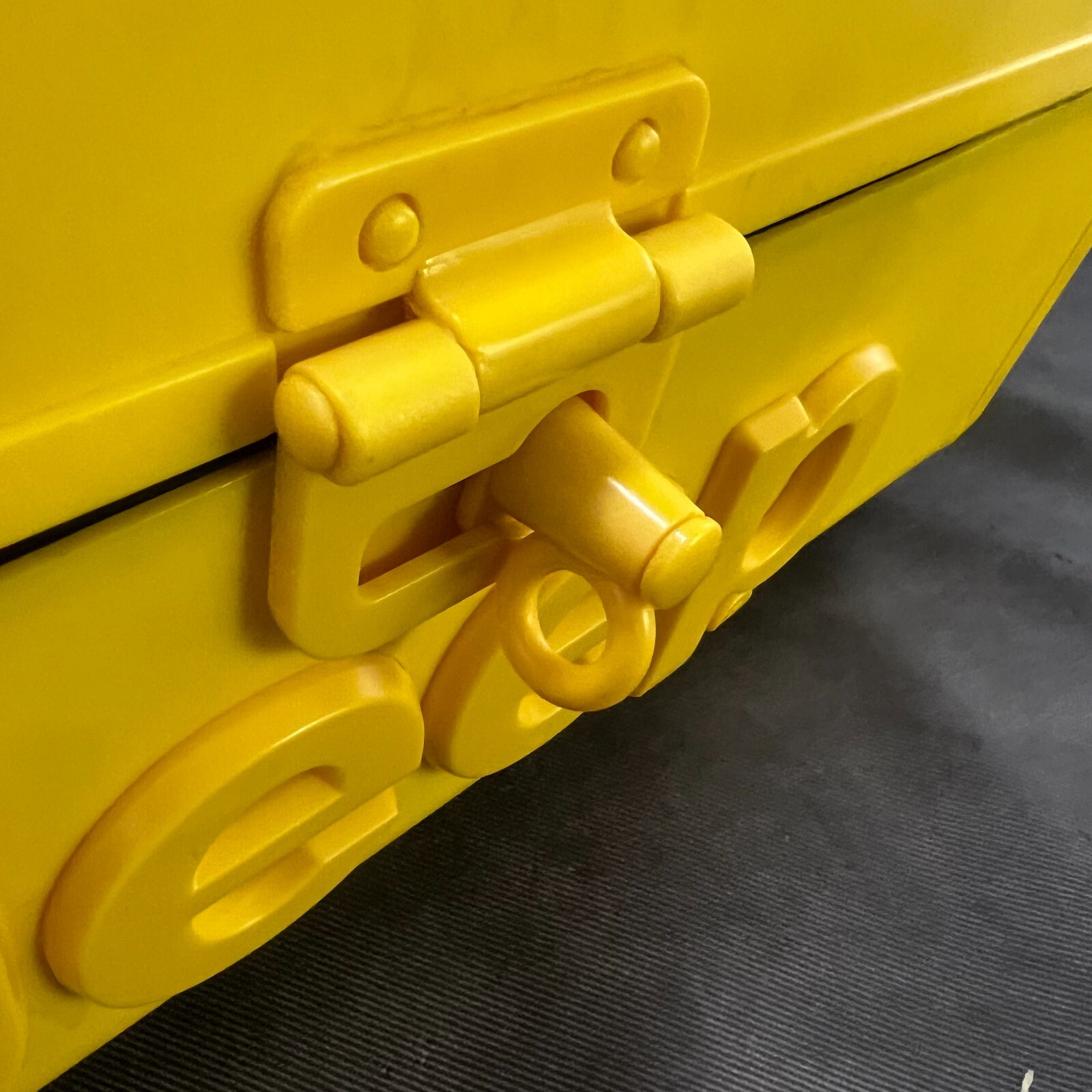 Vintage Jeep Telemania Boombox WPSS1A CD Radio AM/FM Cassette For