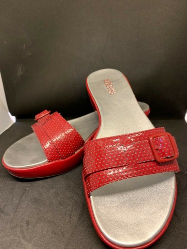 KENNETH COLE REACTION RED PATENT 