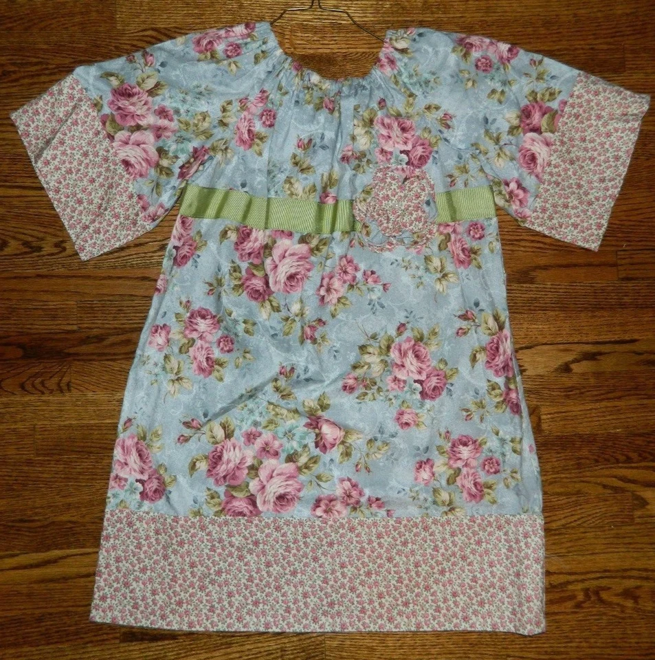 Vestido para niña hecho a mano gris con flores rosas talla 8 Foto 2 de 4