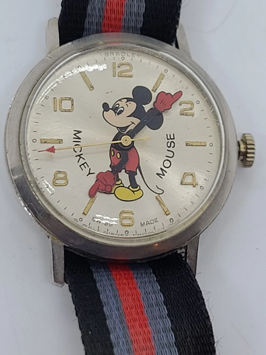 Walt disney productions mickey mouse watch 2025