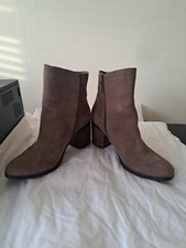 Crown Vintage Ankle Boots Womens Size 10M Block Heel Tan