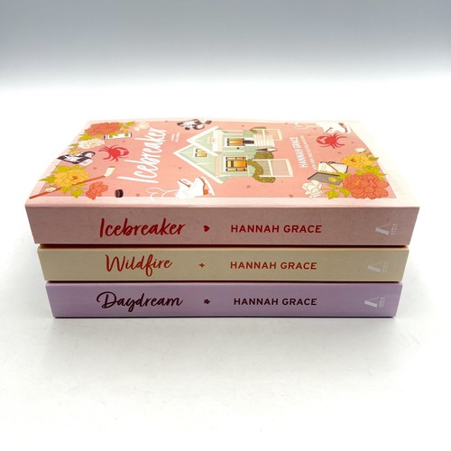 Maple Hills Series 1-3 SIGNED by Hannah Grace PROBABLY SMUT Limited Editions - Picture 3 of 22